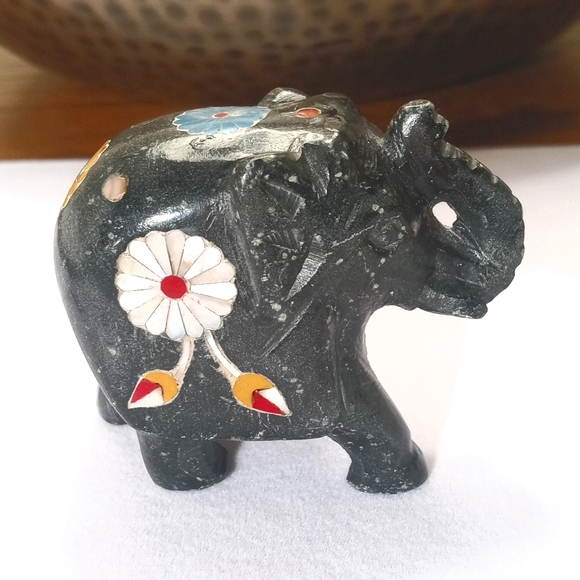 Beautiful Stone Elephant Figurine from India - Picture 5 of 10